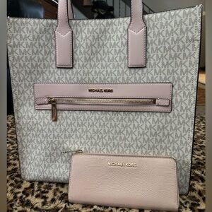 Michael Kors Kenly Large Canvas Leather Tote Crossbody Multi Color